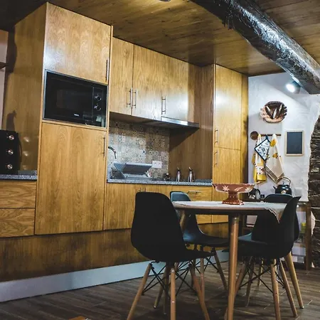 Montanhas Do Xisto - Casa Da Parreira Holiday home *